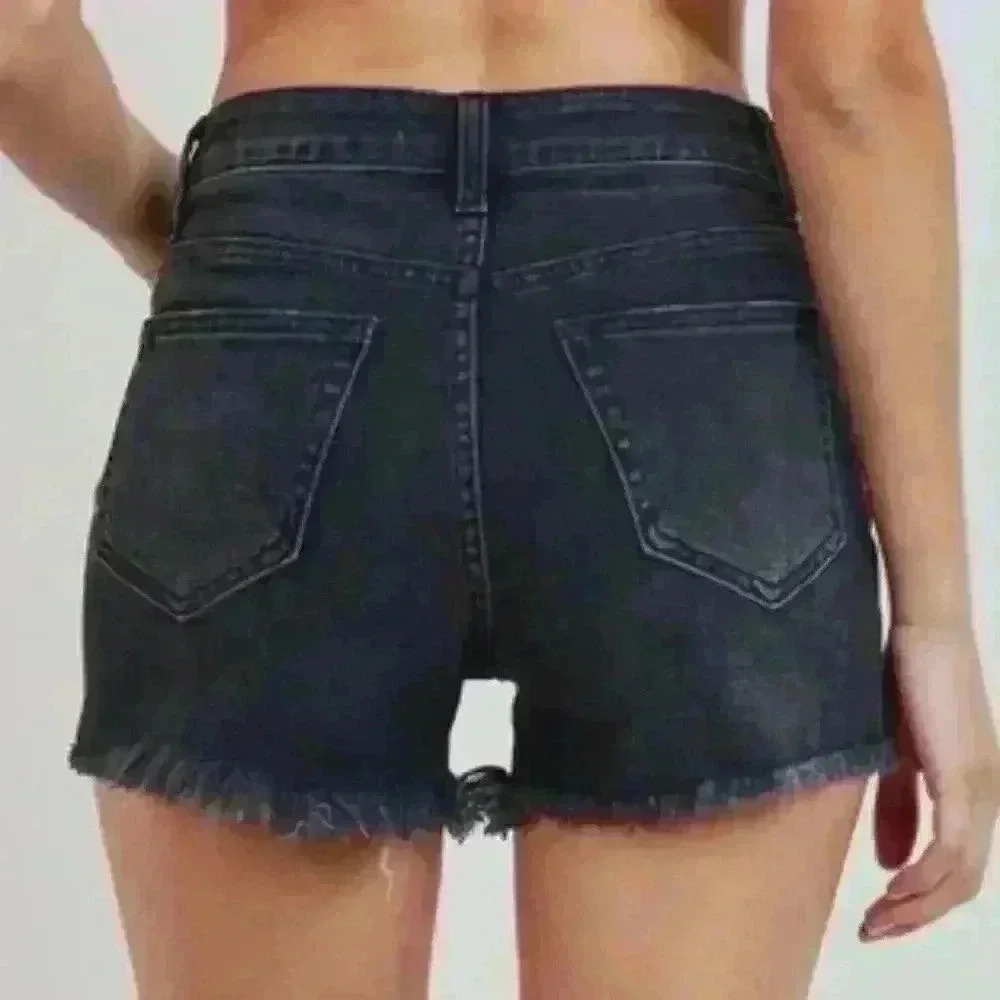 NWT Hight rise black shorts - Picture 3 of 3